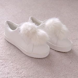 Sam Edelman Leya White Leather PomPom Slip On